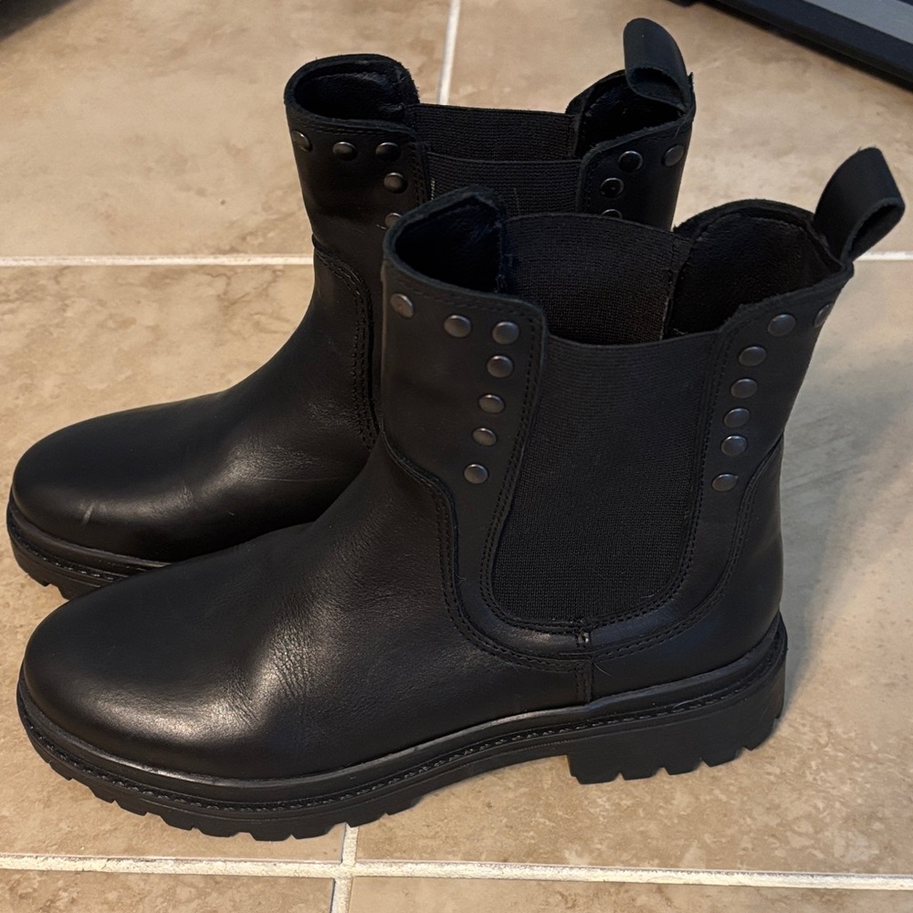 Made in Portugal Black Leather Ankle Boots with Studs
